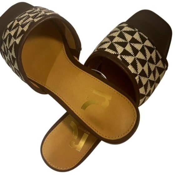 Report Low Heels Brown Camel Beige NEW Sandals 5.5 Womens Cross Triangle Checker - Picture 1 of 4
